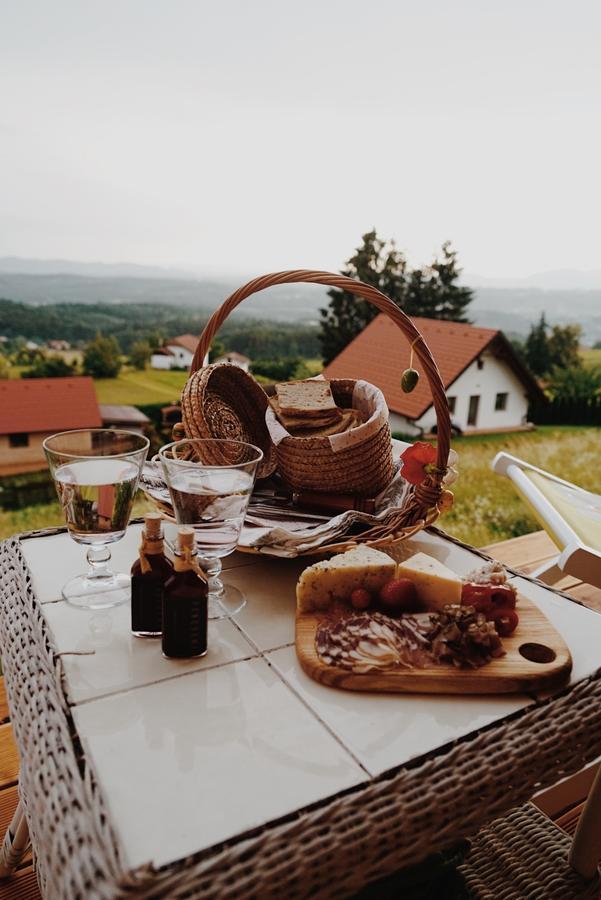 Hotel Panorama Glamping Visole Slovenska Bistrica Exterior foto